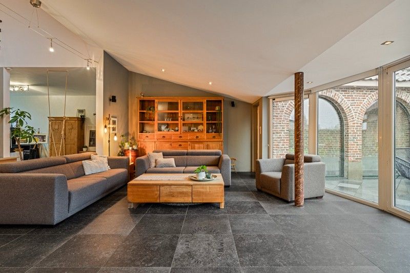 Unieke woning in hoevestijl met tal van mogelijkheden foto 8