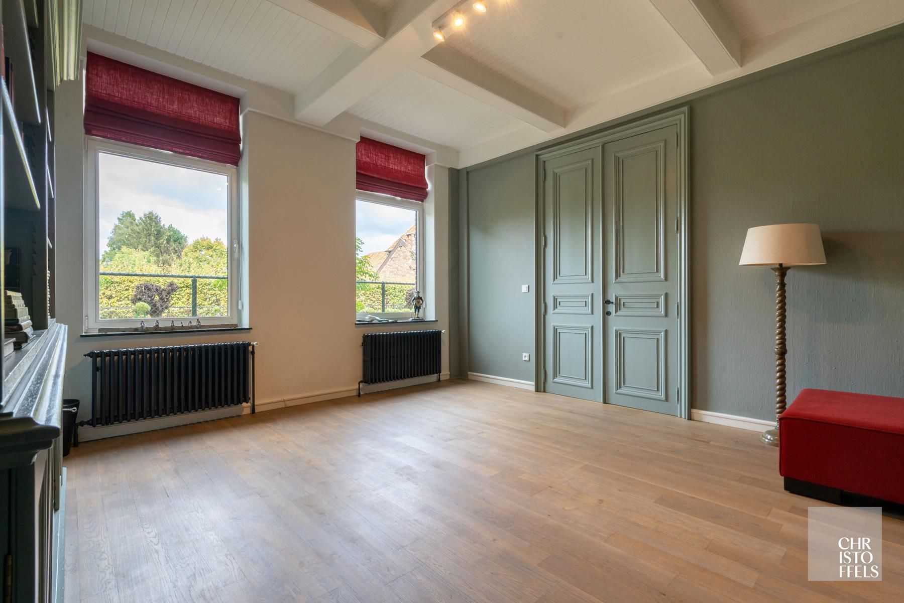 Standingvolle riante villa met kantoren/praktijk en parktuin van 1.906m²!  foto 15