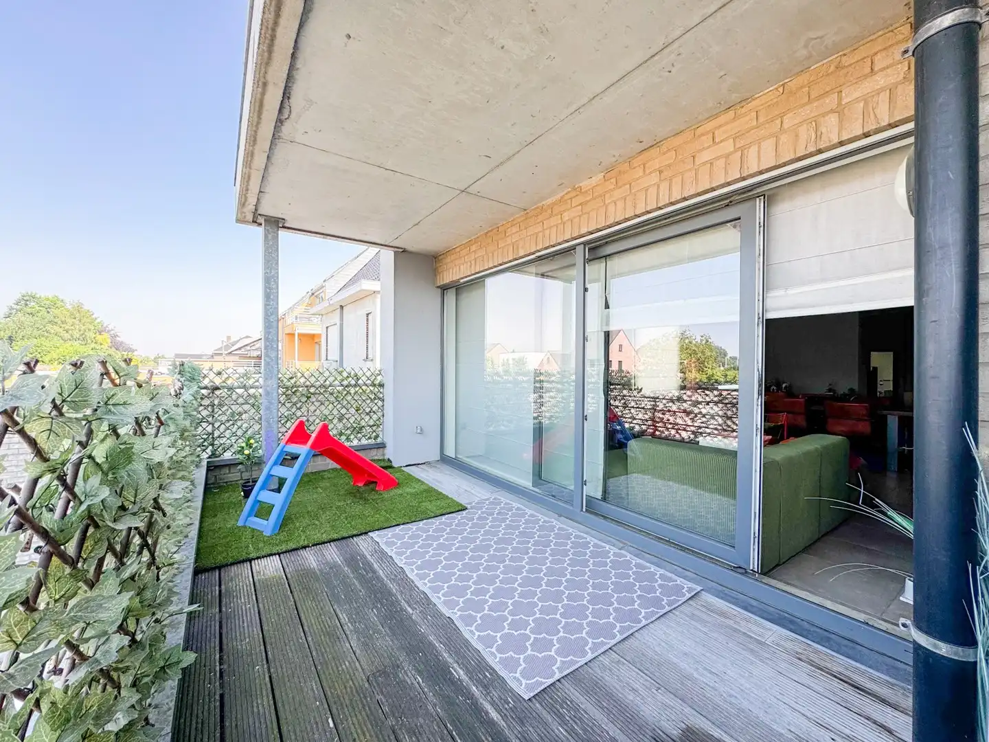 Lichtrijk appartement met garagebox aan het station van Aalter foto 6