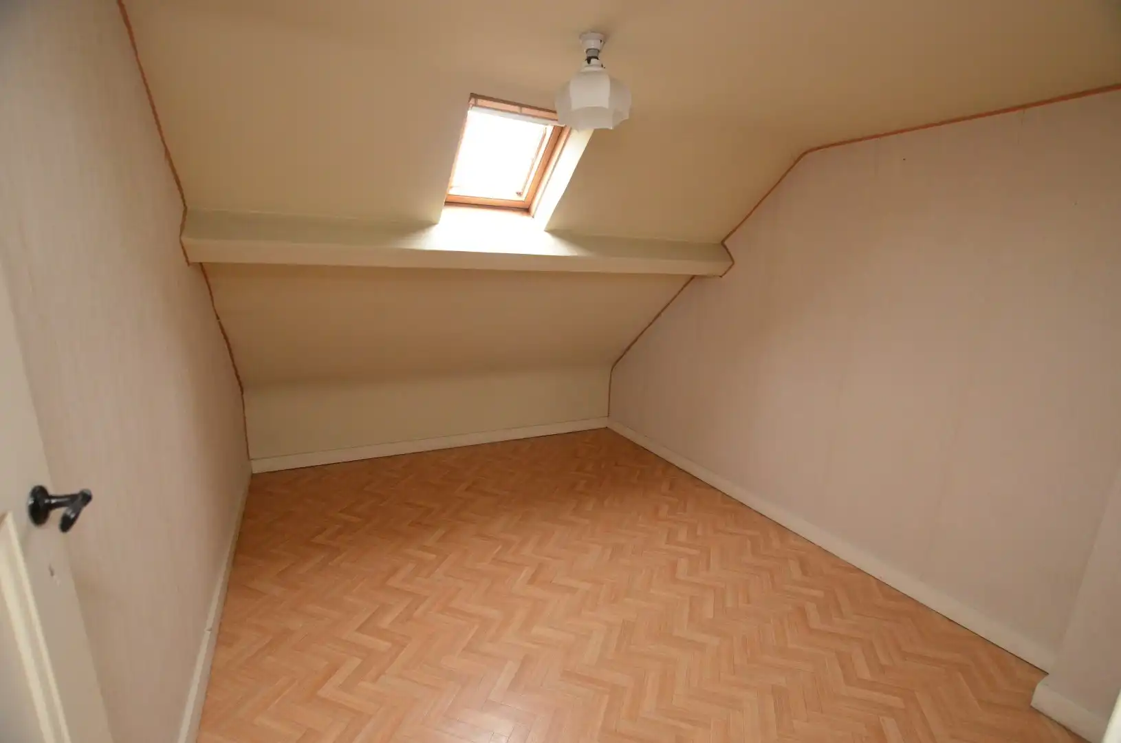 Goed onderhouden woonhuis  foto 13