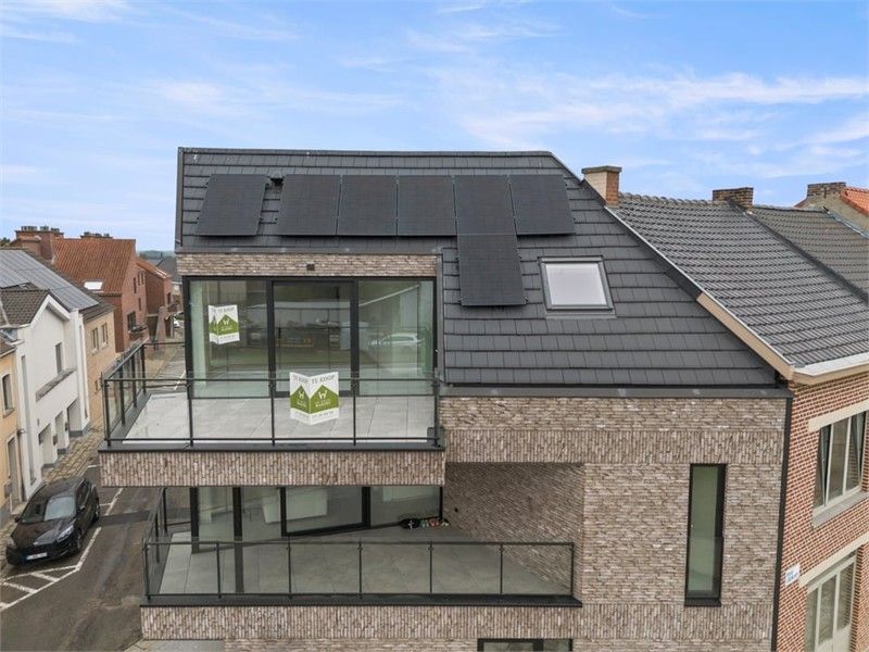 KNAP NIEUWBOUWAPPARTEMENT MET 3 SLKS IN HET CENTRUM VAN BORGLOON (MOGELIJKHEID AANKOOP 6% BTW) foto 3