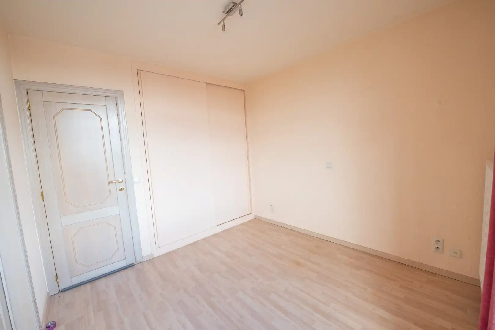 Goed onderhouden appartement (1 slaapkamer) met garage centrum Anzegem. foto 5