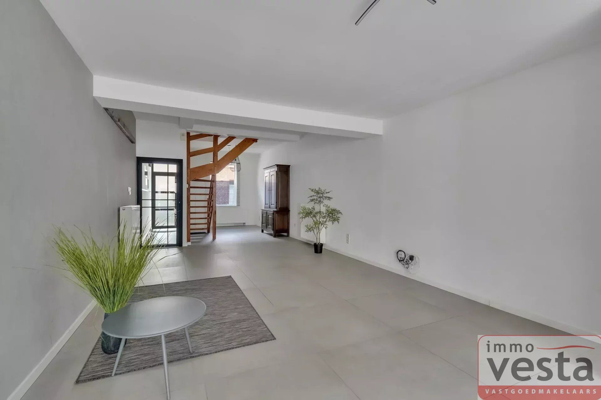 Gerenoveerde rijwoning nabij centrum foto 5