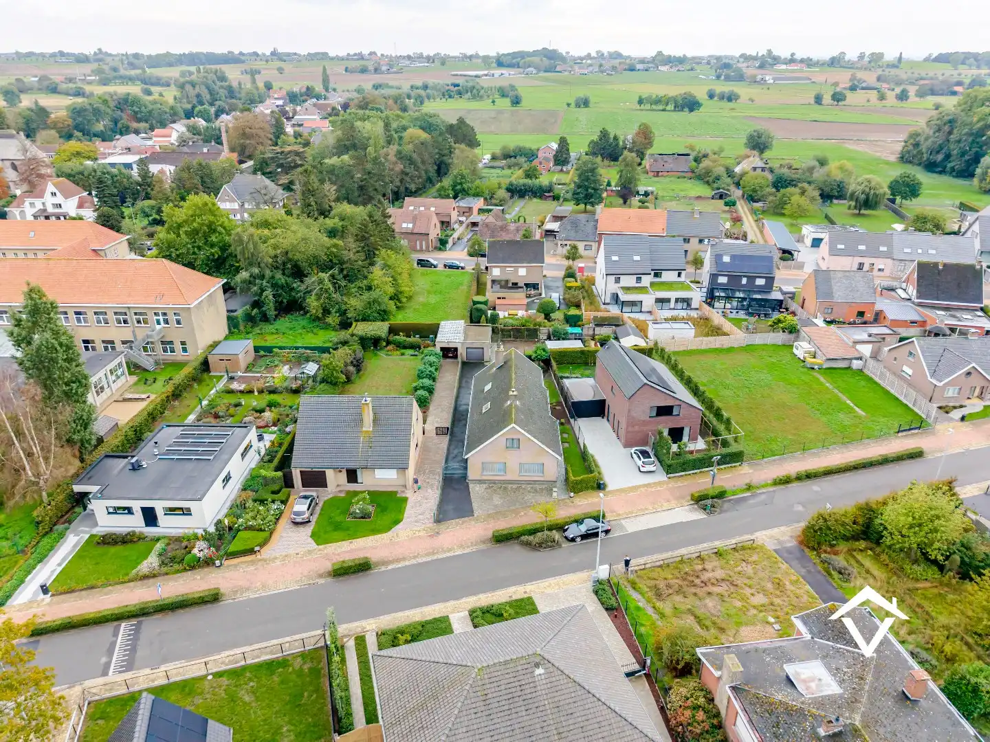 Alleenstaande woning met zuidgerichte tuin, garage en 4 slaapkamers te Ichtegem foto 33