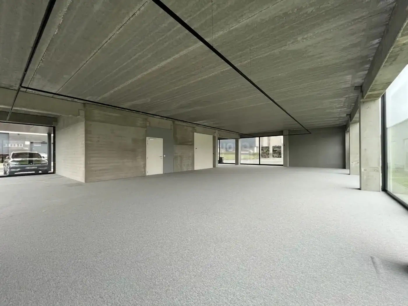 Lendelede – Handelspand van 254 m² met zonnepanelen foto 2