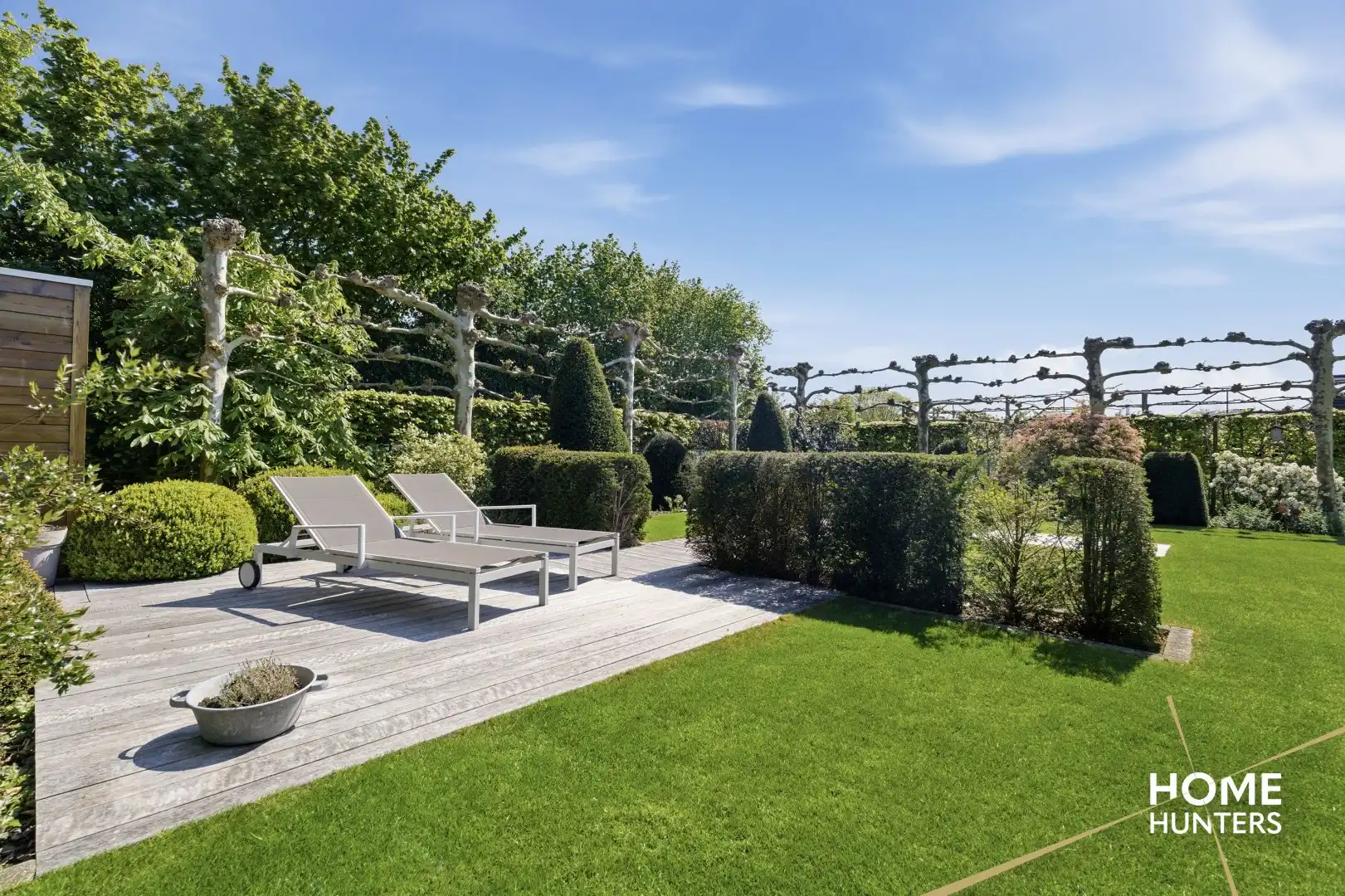 luxe villa met 4 slaapkamers, ruime tuin en een dubbele garage op een rustige locatie te Ieper foto 29