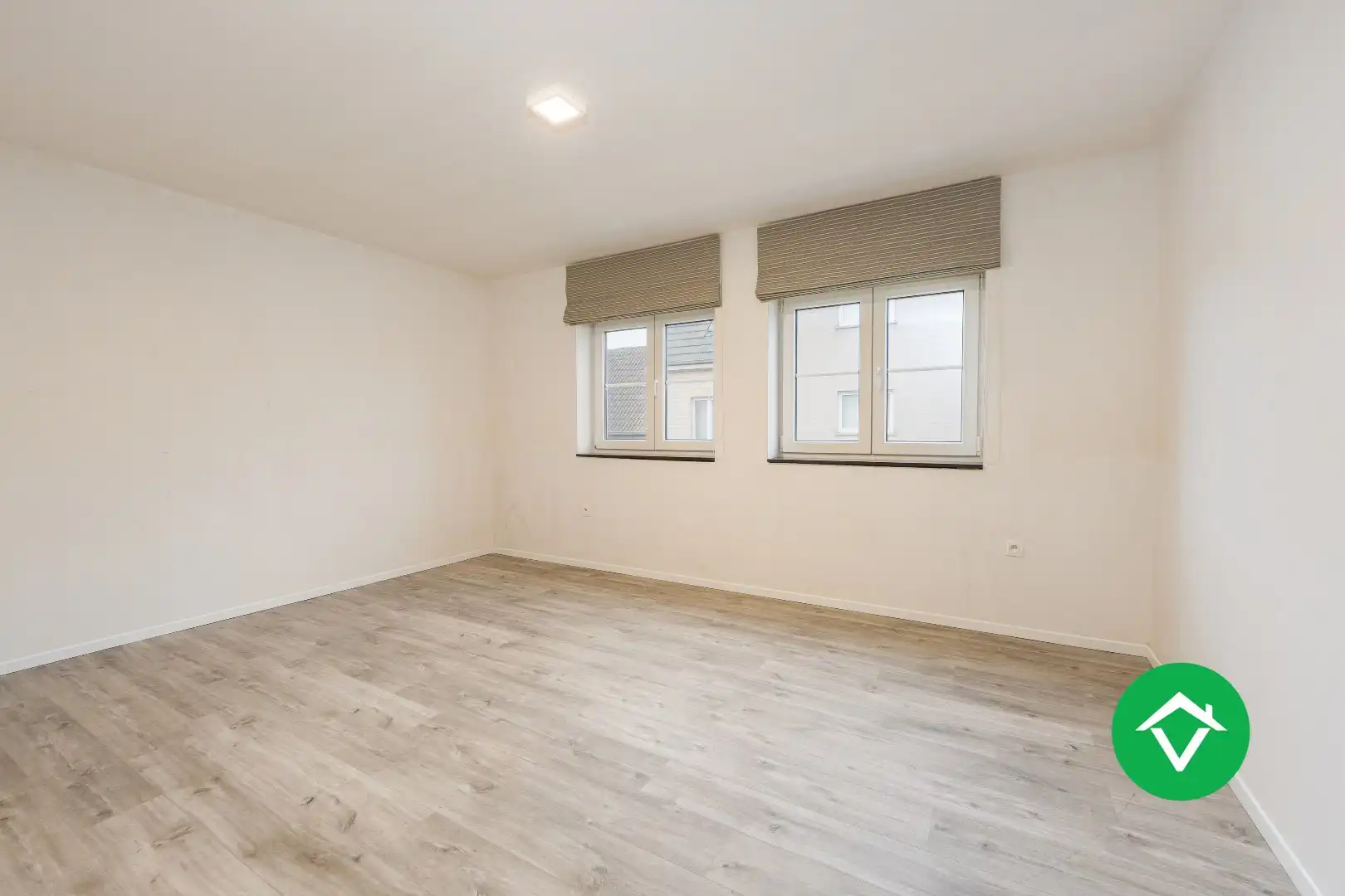 Instapklare energiezuinige woning (2018) met garage en tuin in Zevekote foto 11