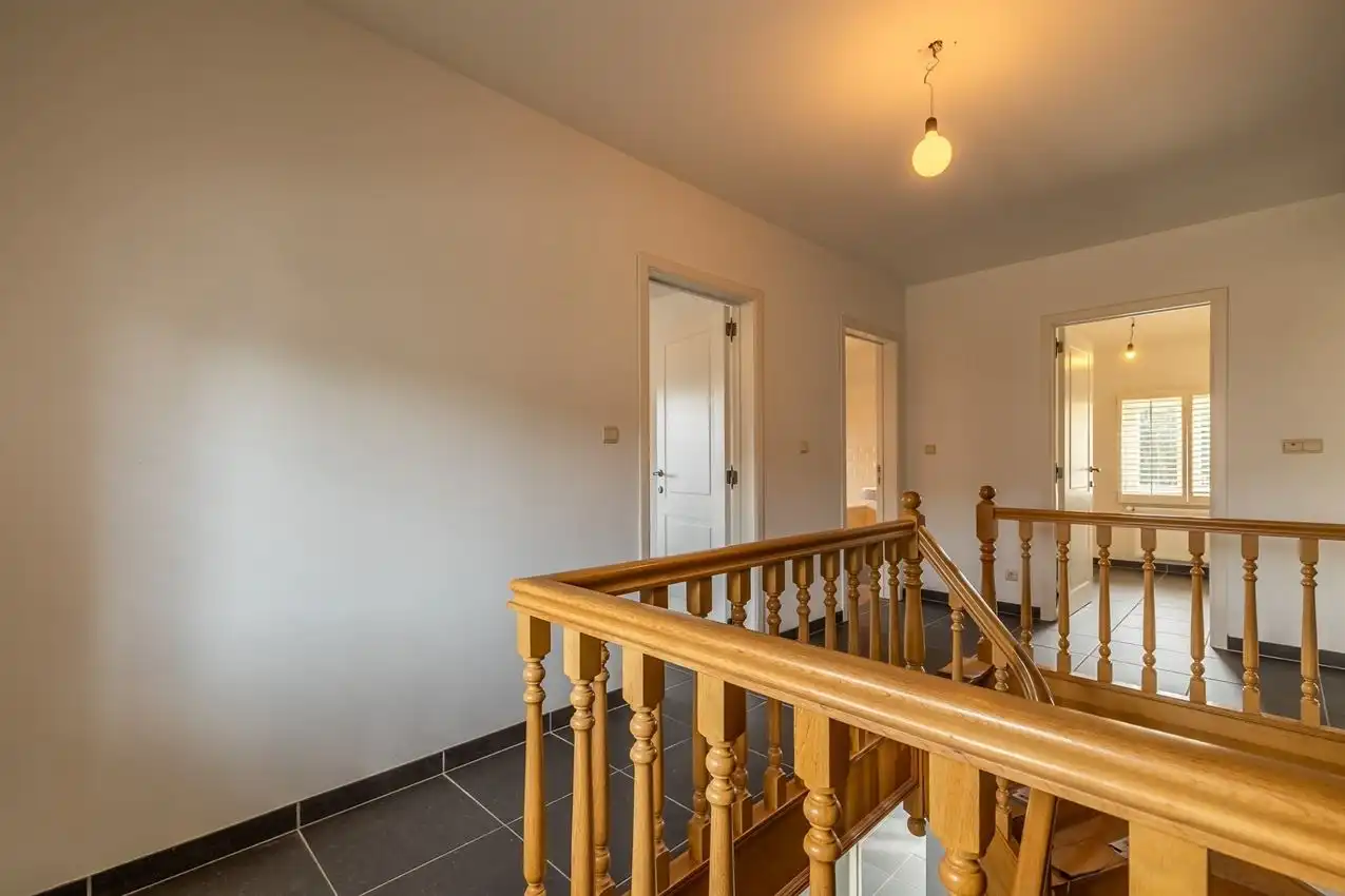 Instapklare, verrassend ruimle woning in landelijke omgeving foto 47