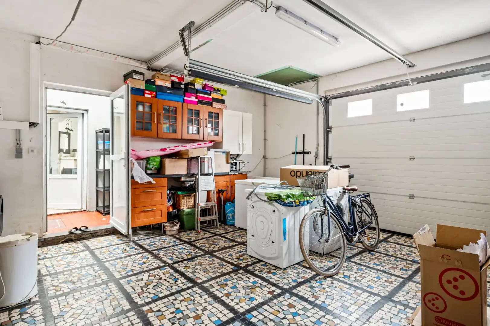 Instapklare woning met 5 slaapkamers en ruime garage op centrale ligging foto 18