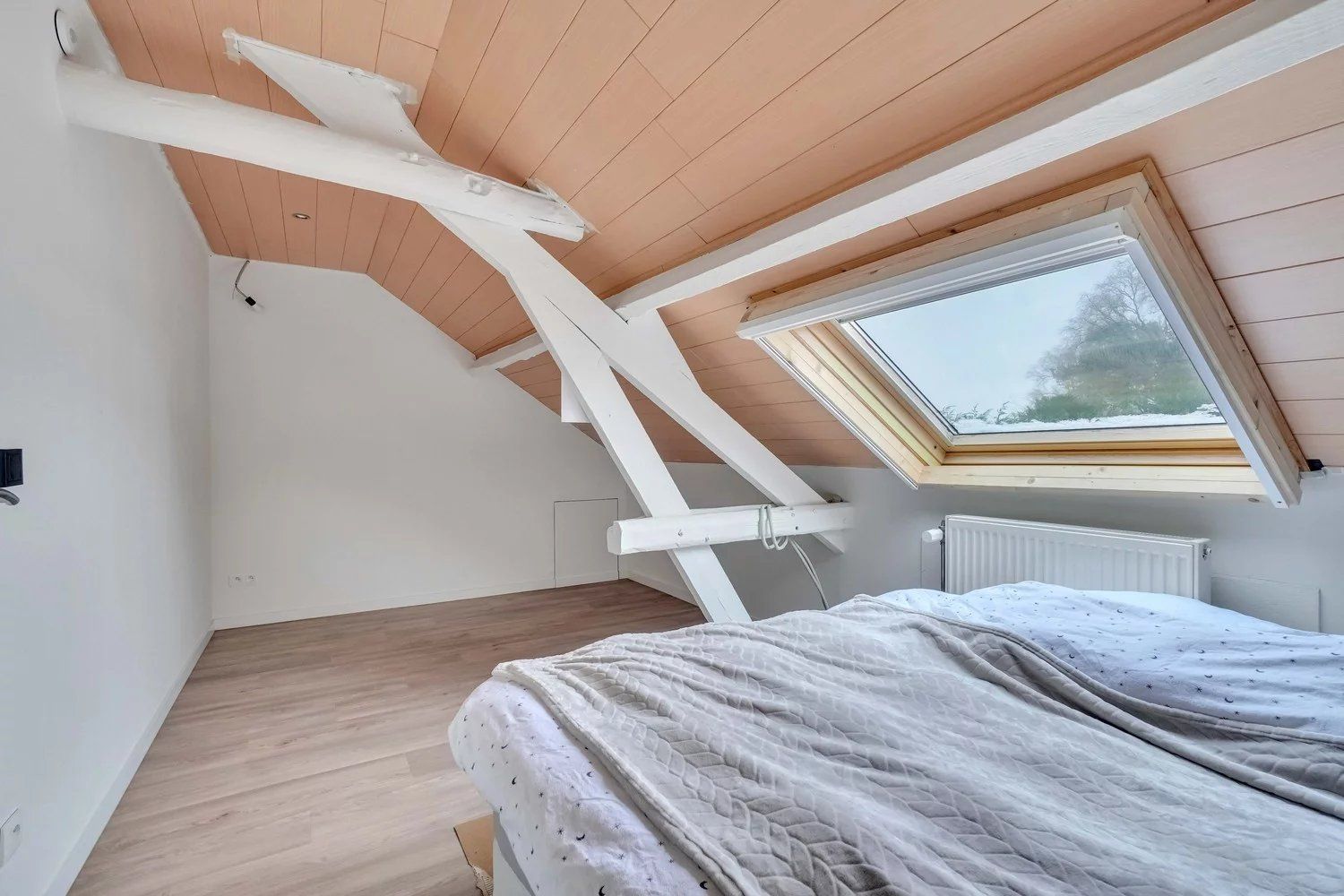 Ruime, gerenoveerde woning op een goede locatie foto 21