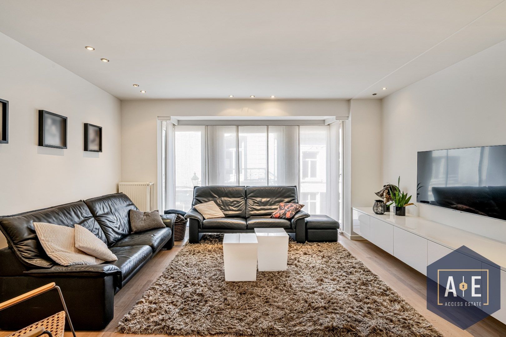 WETTEREN - Herenhuis met commerciële ruimte/kantoor/ateliers te koop! foto 9