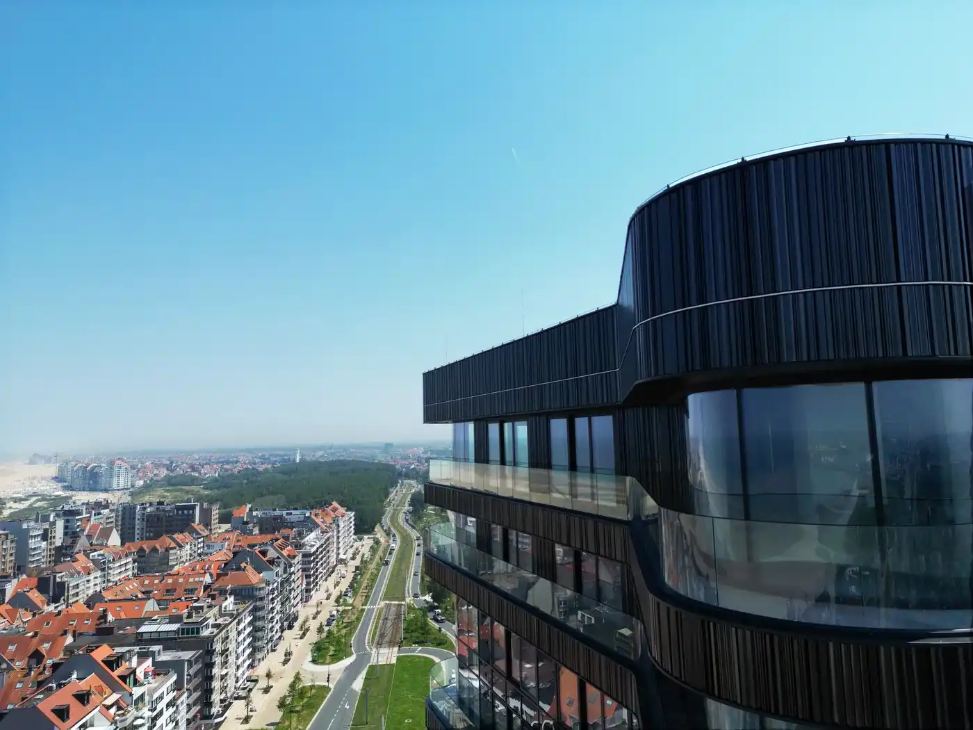 Het hoogste Penthouse van Knokke - volledig plateau met 360° uitzicht en een topnotch afwerking. foto 3