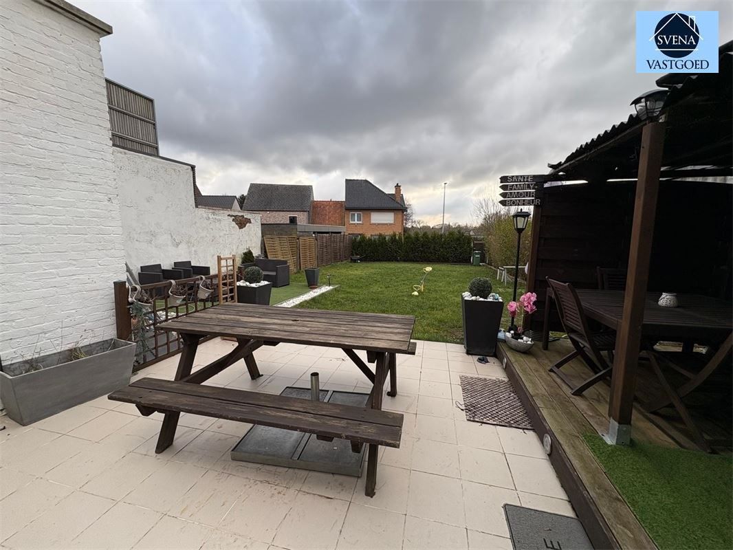 ZEER MOOIE EN EIGENTIJDSE WONING MET 4 SLAAPKAMERS foto 16