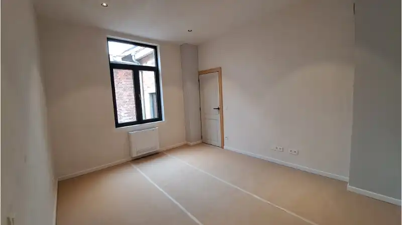 Gerenoveerde Herenwoning met Terras te huur in Brugge foto 5
