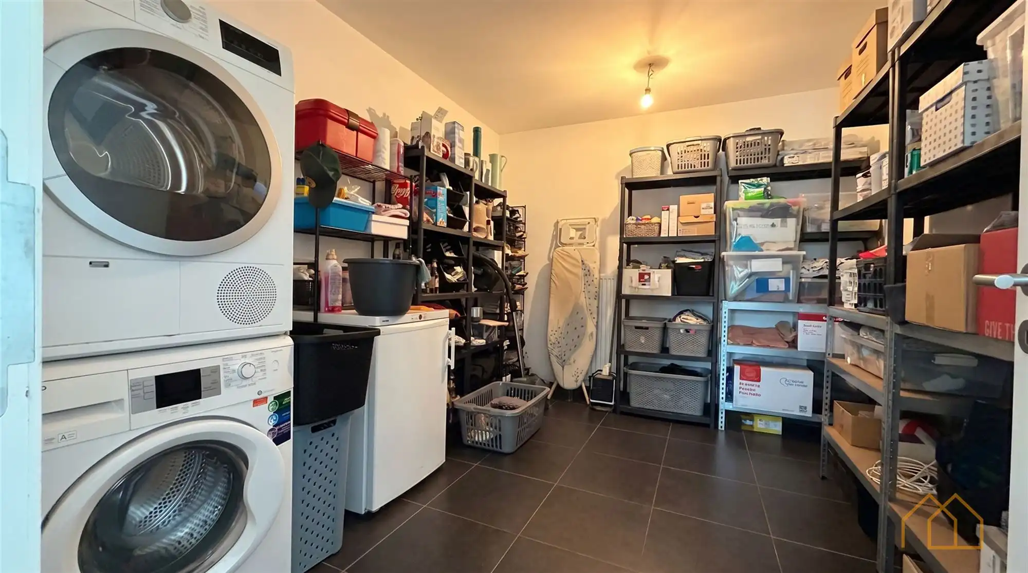 App met 3slk, groot terras, garage en parkeerplaats foto 12