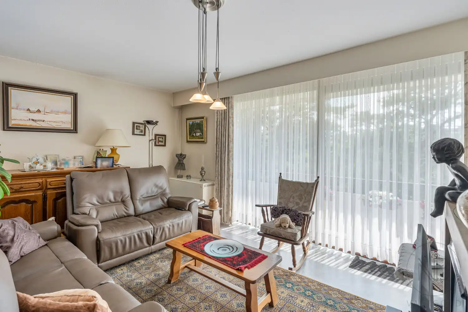 Goed gelegen appartement met 3 slaapkamers foto 7