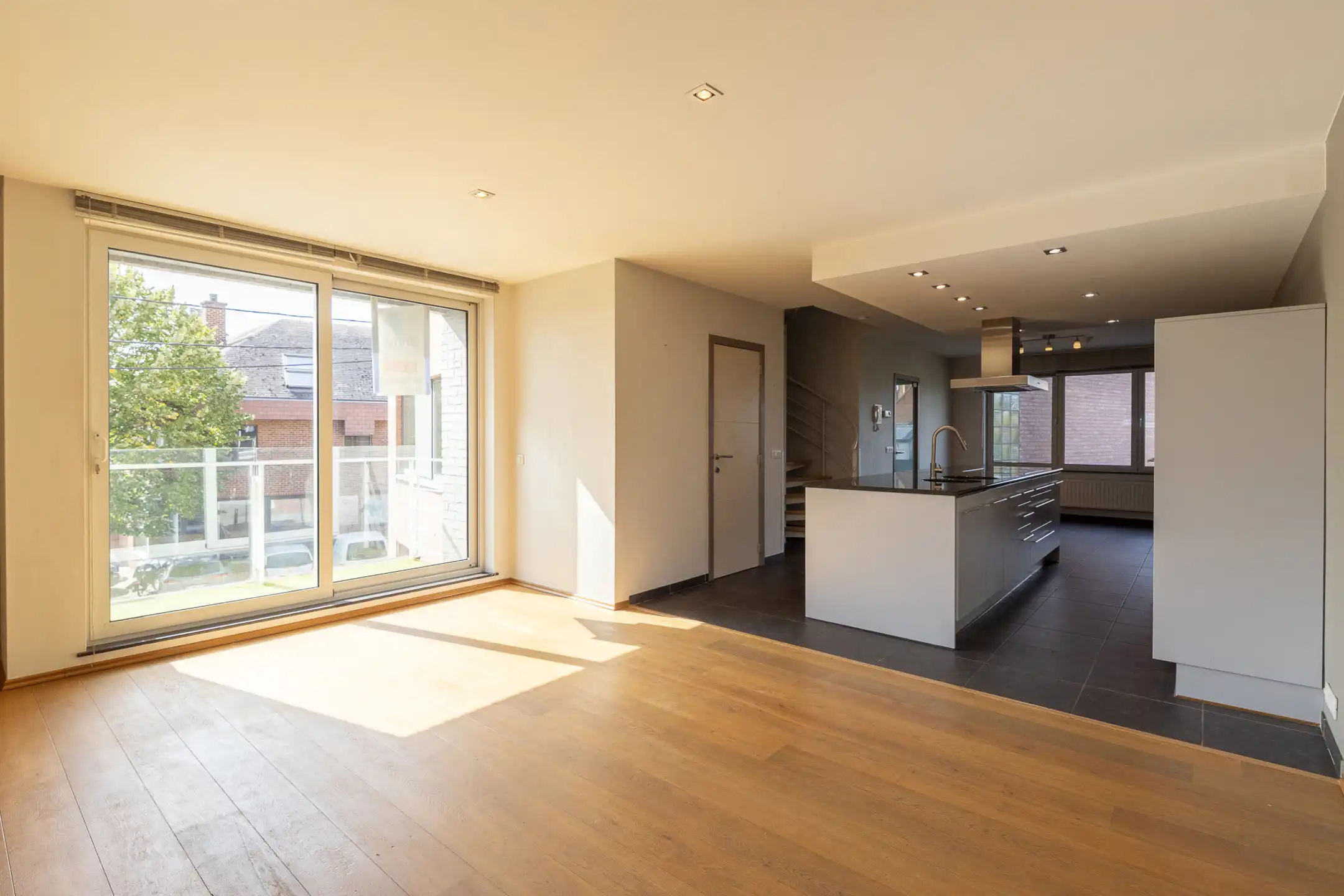 Appartement te huur foto 8