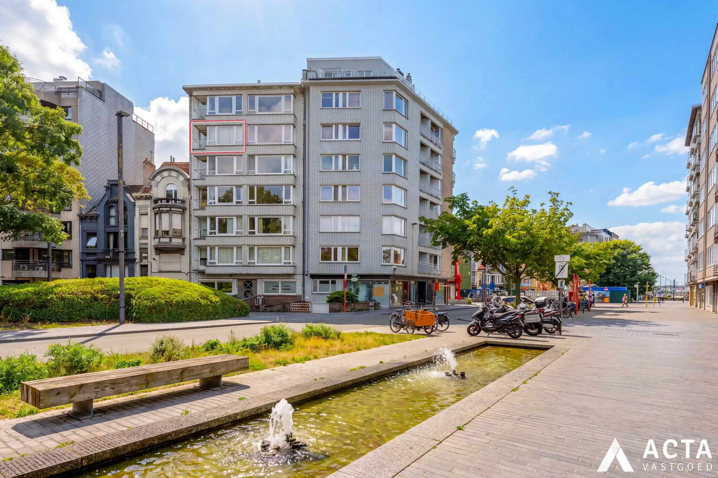 Instapklaar appartement met twee slaapkamers en parkzicht. foto 15