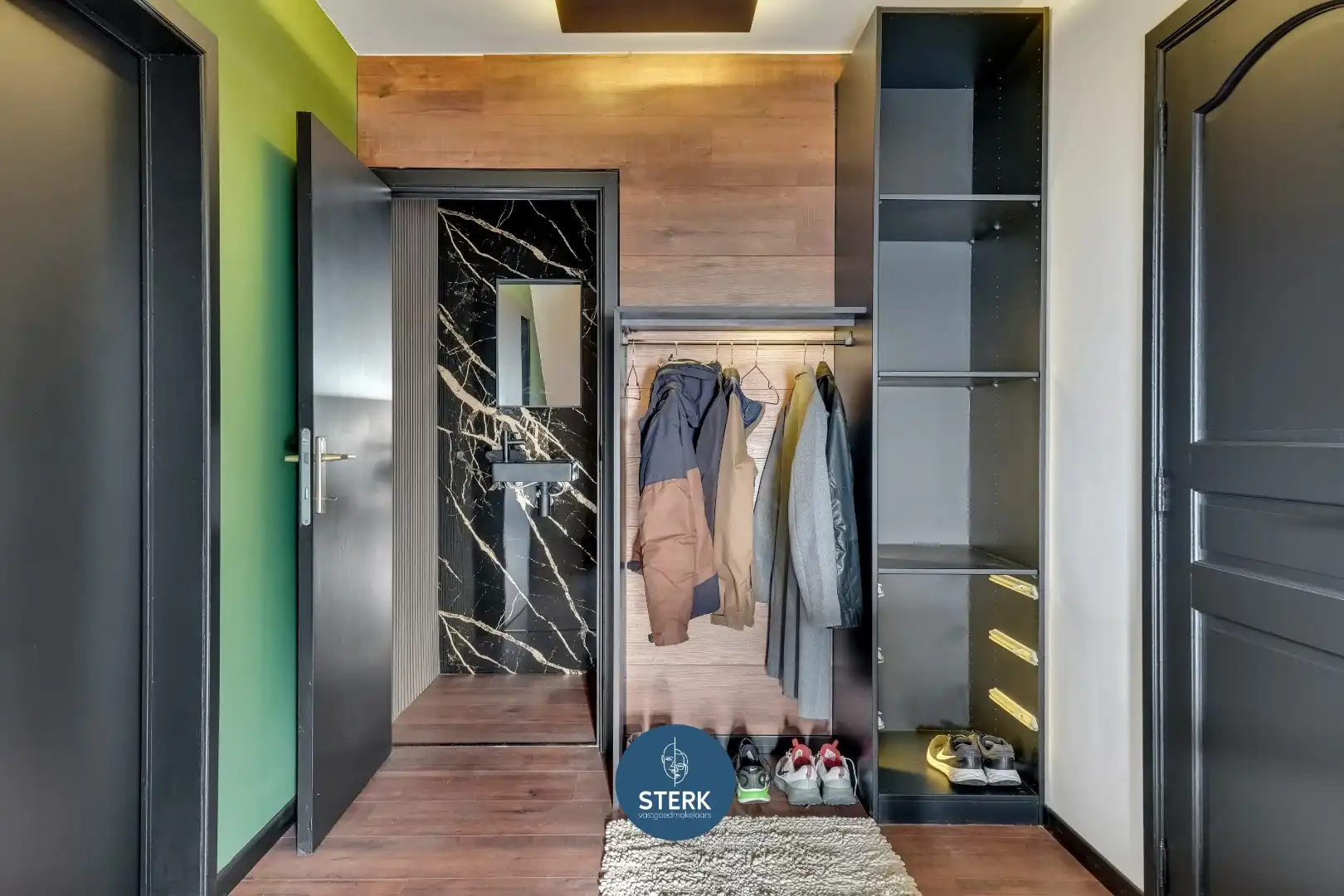 GERENOVEERD APPARTEMENT OP EEN TOPLOCATIE TE LANAKEN !  foto 5