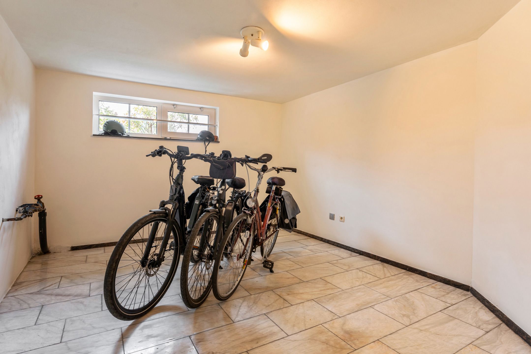Charmante woning met zuidgericht perceel te Hees  foto 25
