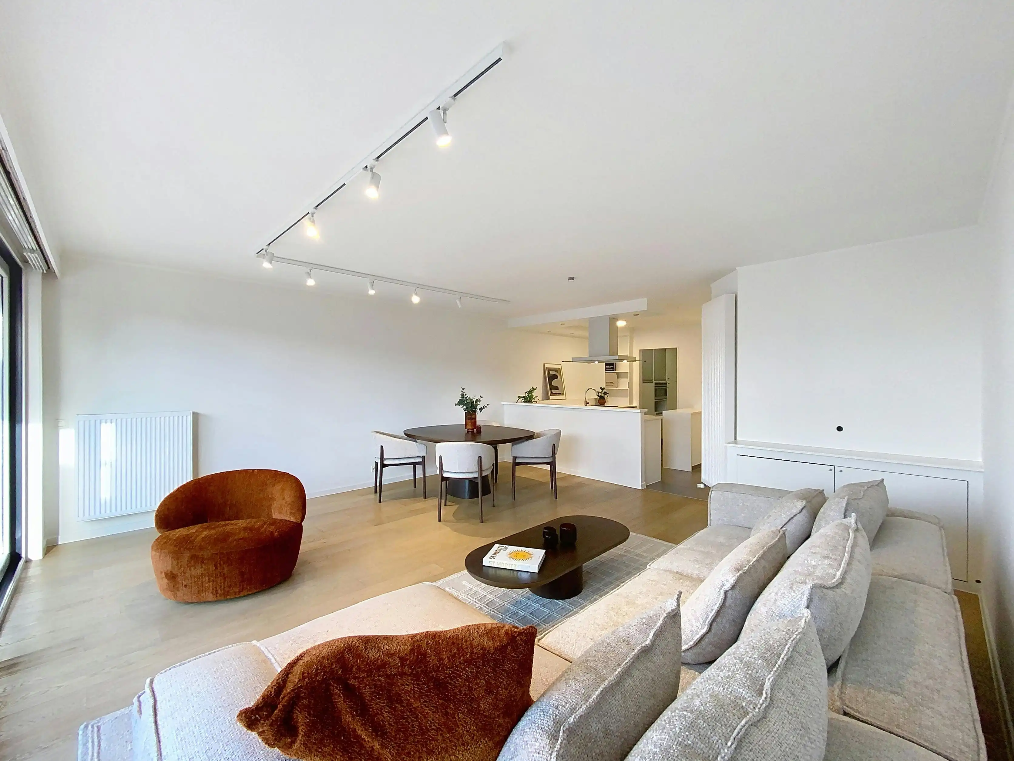 2 slaapkamer appartement met zonneterras te koop in Knokke foto 3