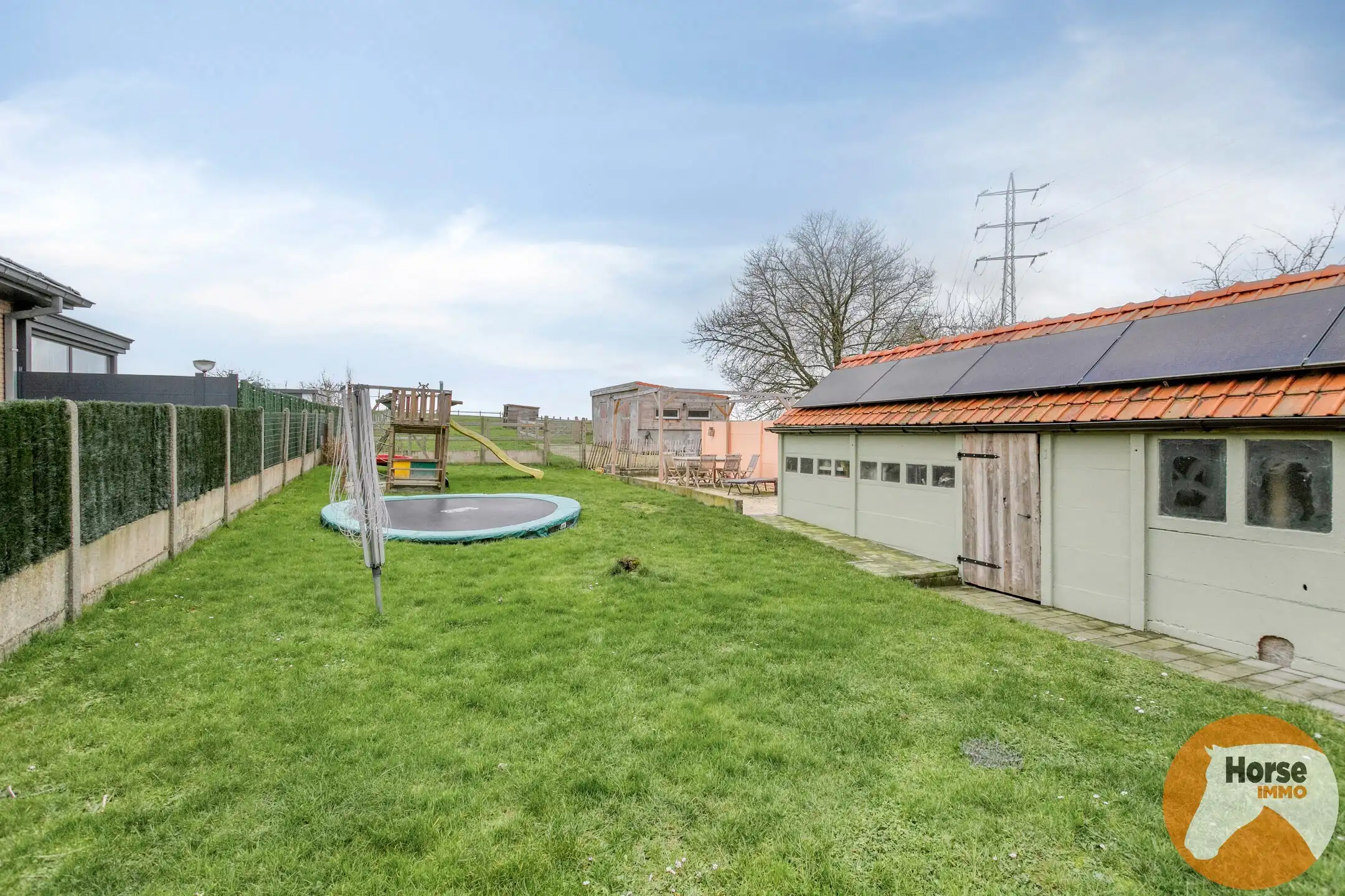 ZWALM - Ruime woning met 2 stallen en paddock foto 31