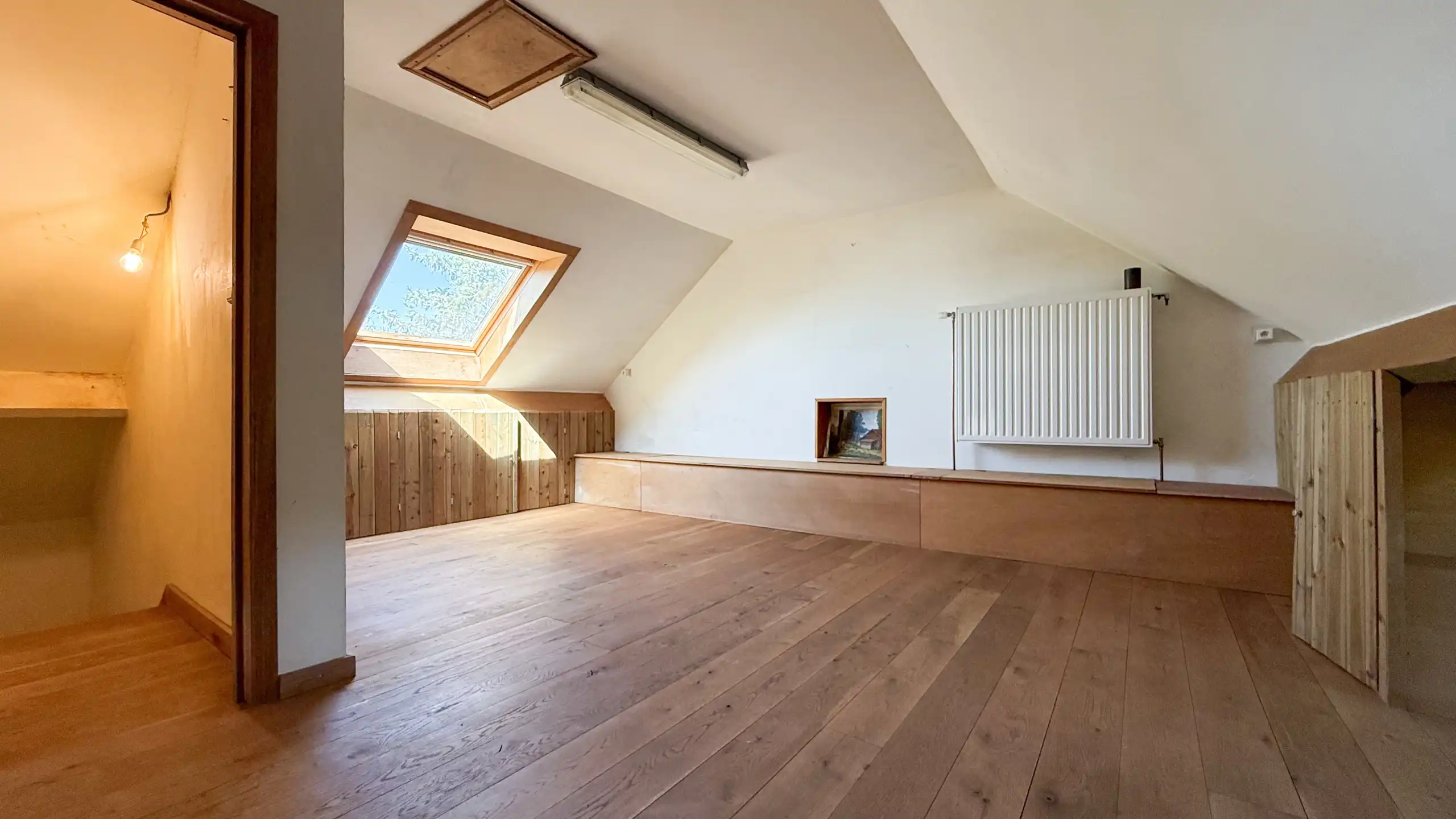 Te renoveren woning met 3 slpkms op ruim perceel van 8a58ca! foto 26