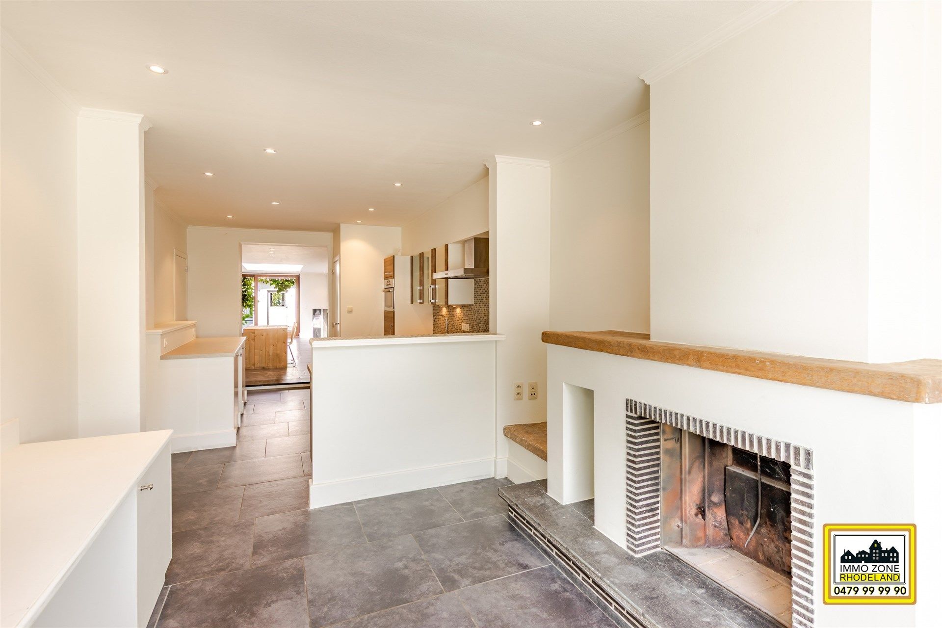 Instapklare woning met 2 slpks, garage en ruime tuin.  foto 7