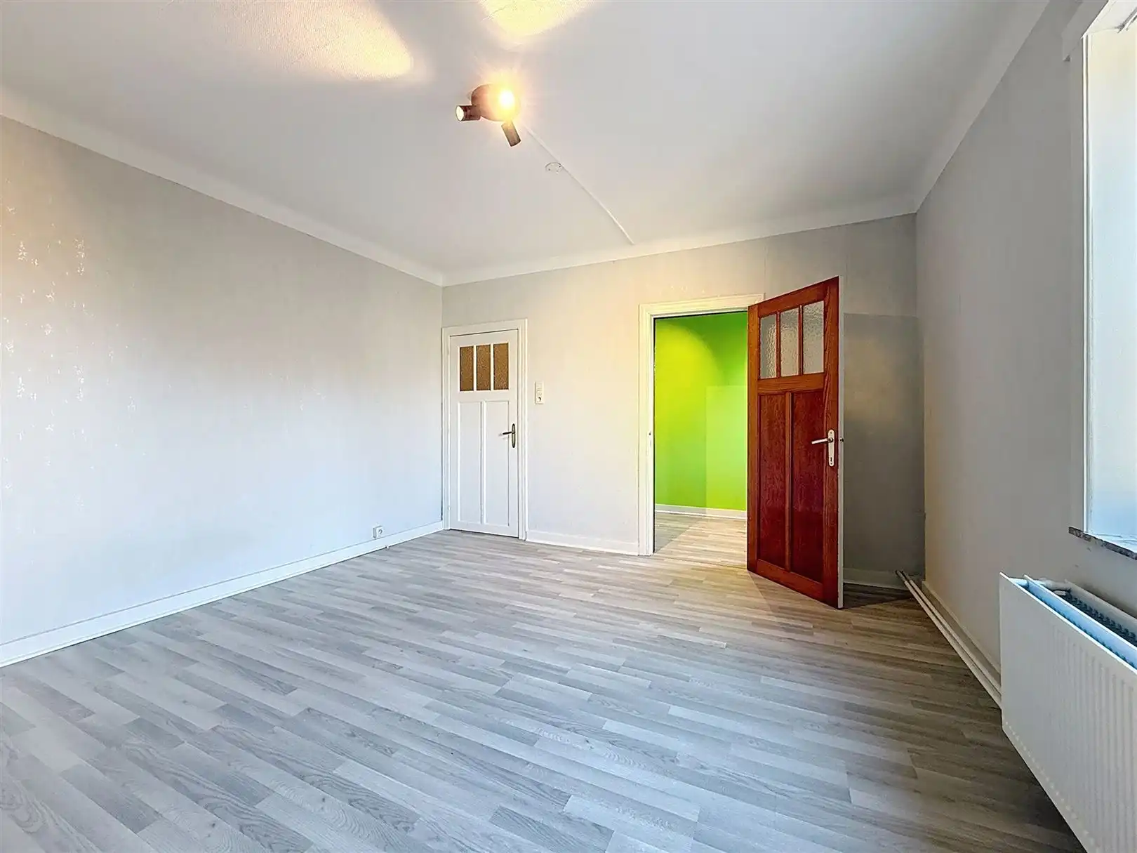 Halfopen bebouwing met 2 slpks, terras, garage foto 25