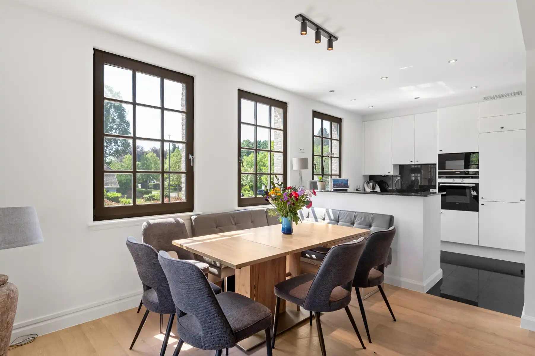 Stijlvol appartement op wandelafstand van het centrum foto 6