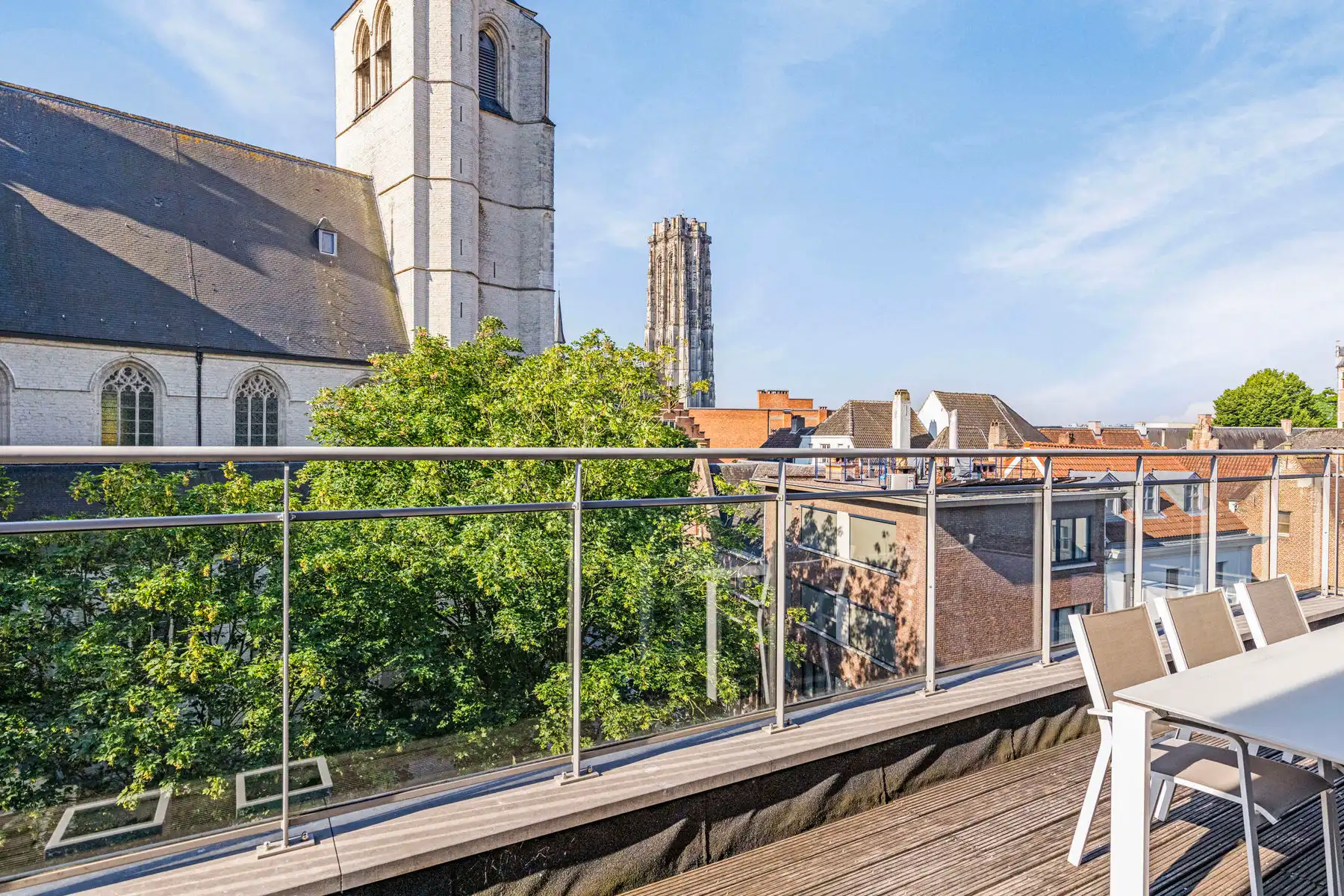 Recente penthouse met schitterende terrassen te MECHELEN foto 3