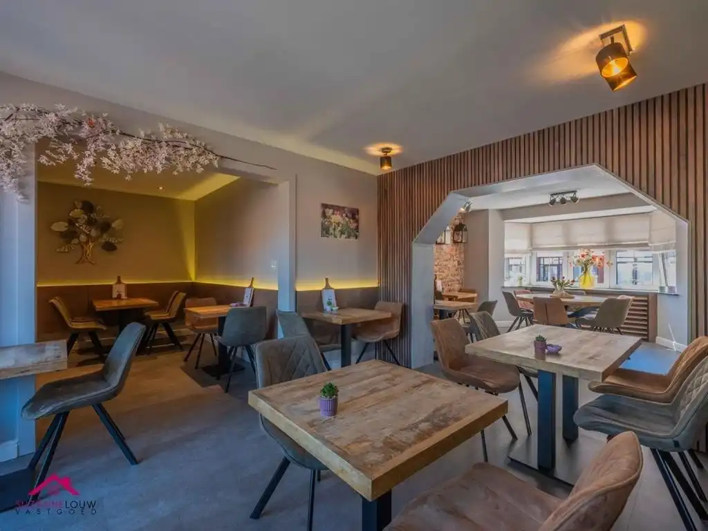 Op te frissen woning in gesloten bebouwing foto 10