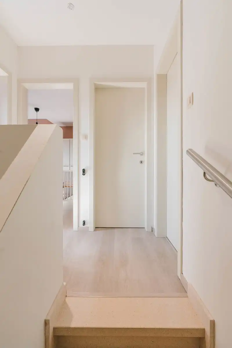 Lichtrijk en ruim appartement met riant terras op toplocatie foto 21