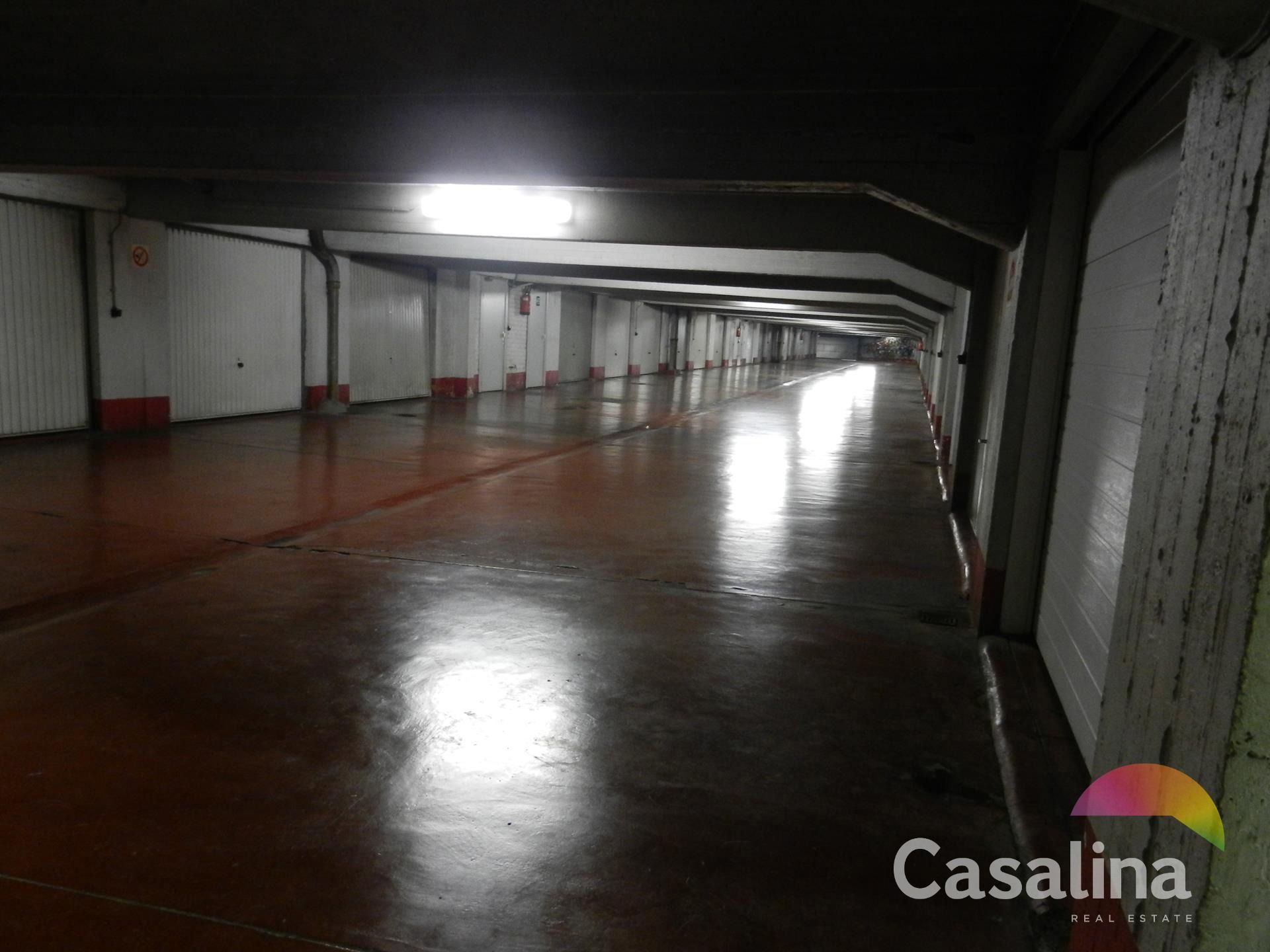 CASALINA Real Estate stelt te huur - GARAGEBOX n°15  foto 4