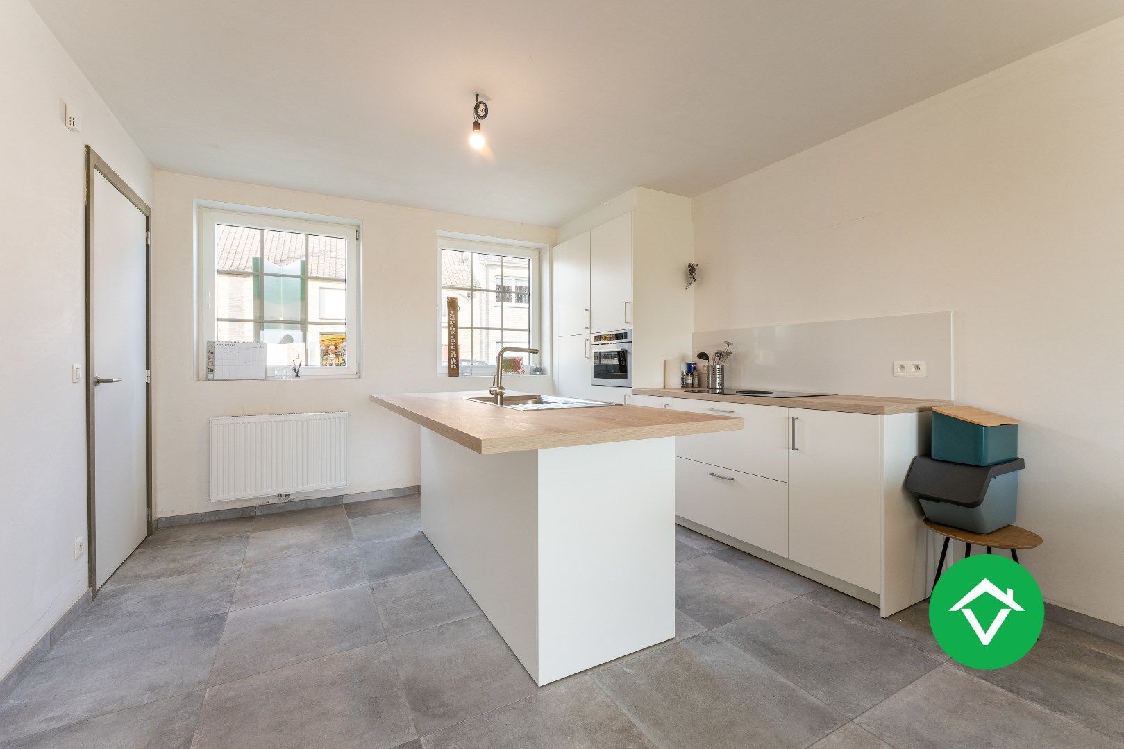 Recente nieuwbouwwoning met drie slaapkamers te Bovekerke foto 9