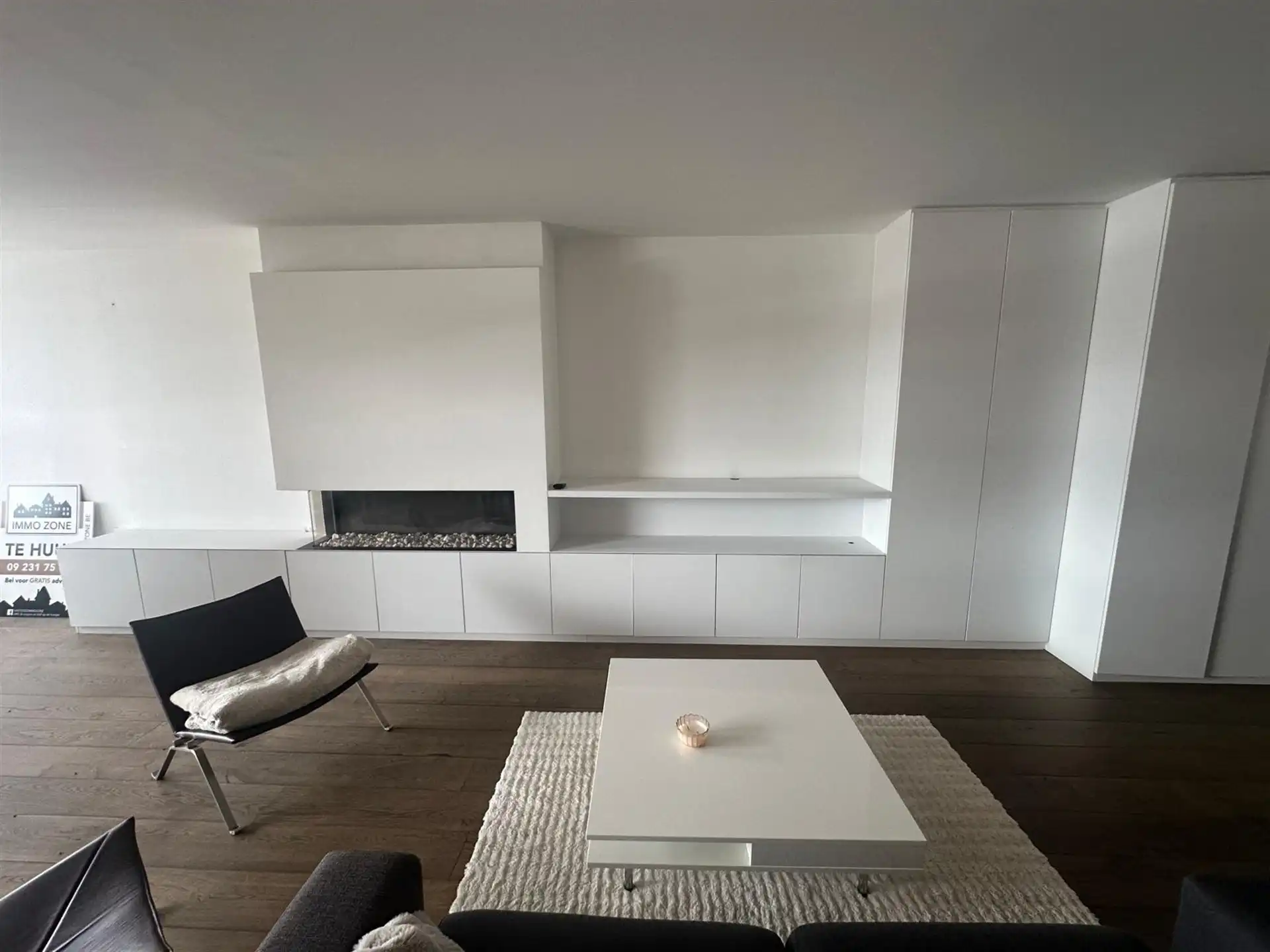 Stijlvol en lichtrijk appartement met twee terrassen en open uitzicht foto 16