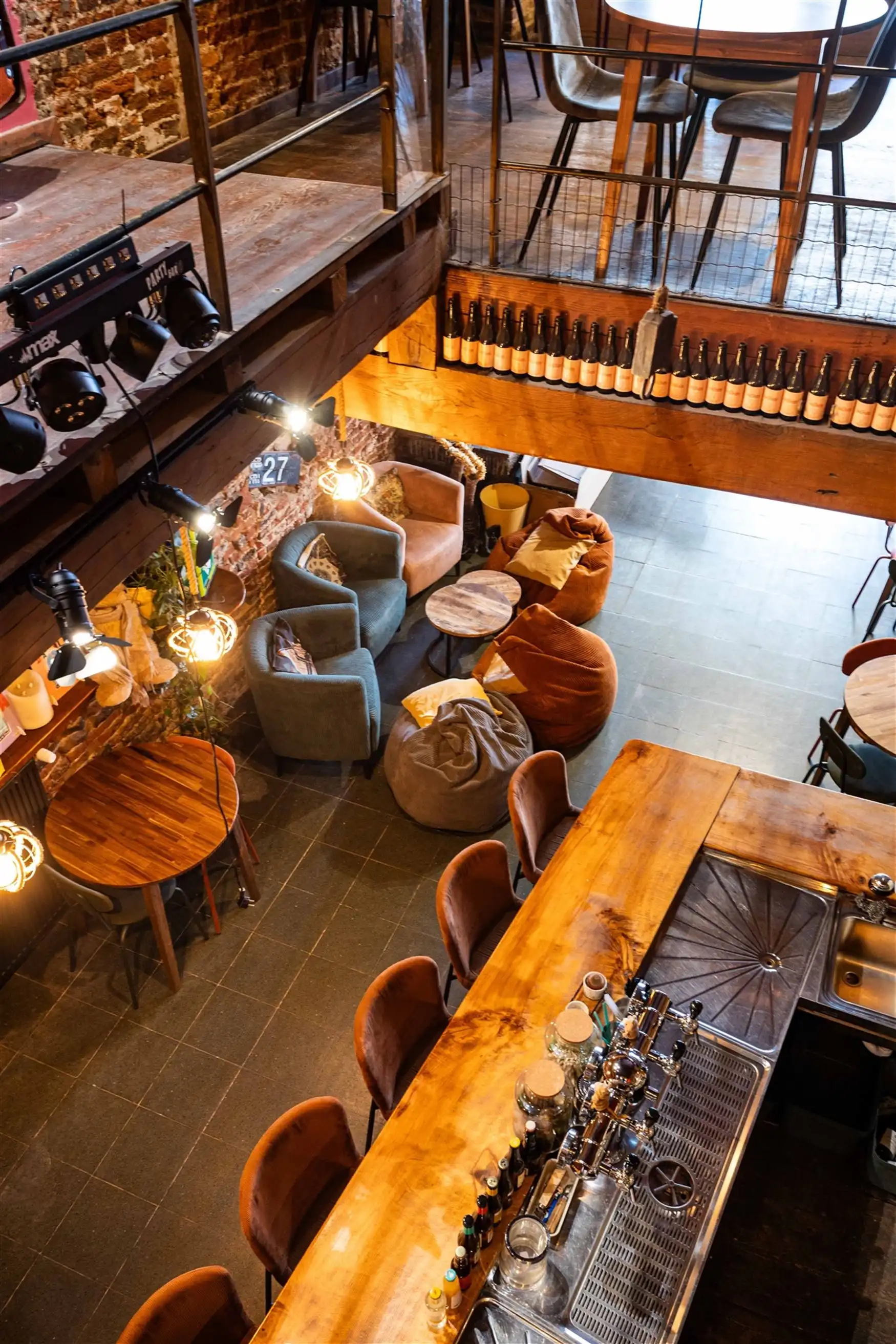 Commercieel gelegen horecapand in de bruisende Gentse binnenstad foto 16