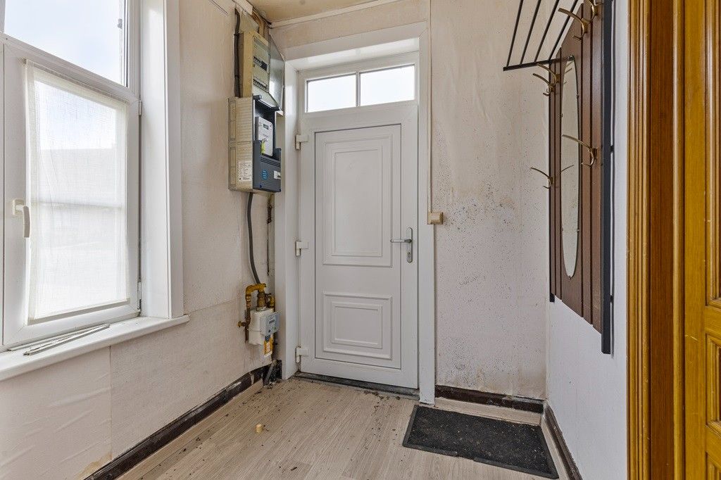 ALVERINGEM: Te renoveren/te slopen woonhuis "echt niet ver van de platse" met zongerichte tuin op 478m² grondoppervlakte. foto 5