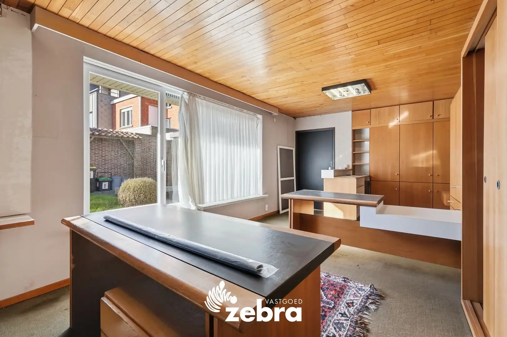 Halfopen bebouwing met praktijk- of kantoorruimte in centrum Tielt foto 24