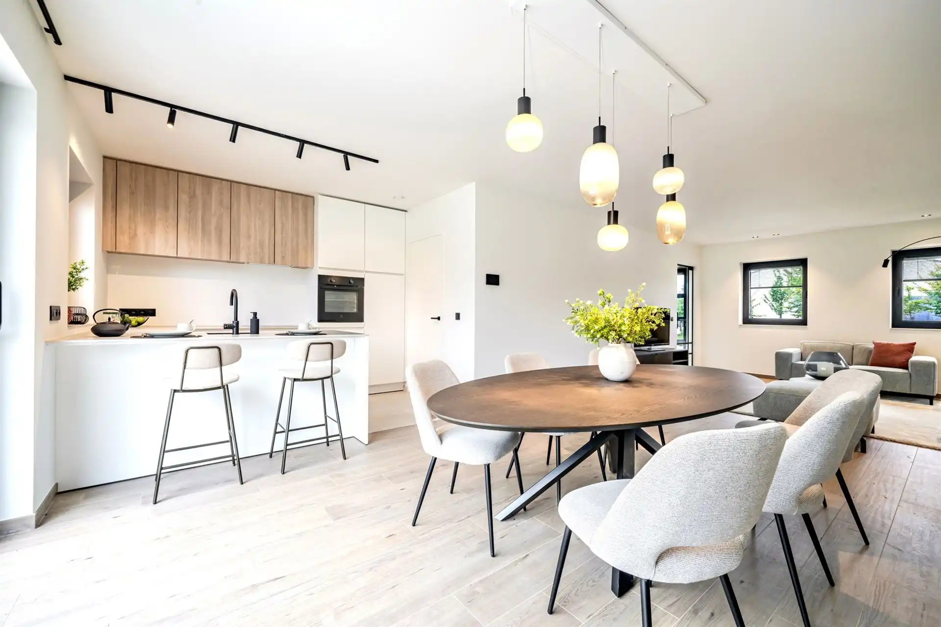 Kwalitatieve nieuwbouwwoning met tuin, carport en 3 slaapkamers. foto 2