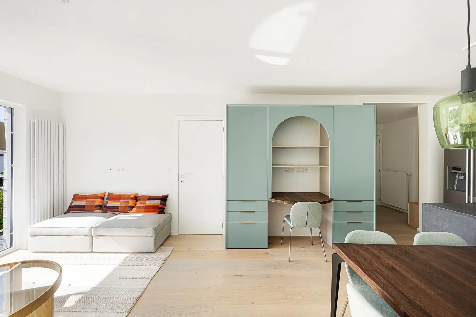 Appartement met twee slaapkamers, volledig gerenoveerd, op wandelafstand van het strand van Duinbergen. foto 11