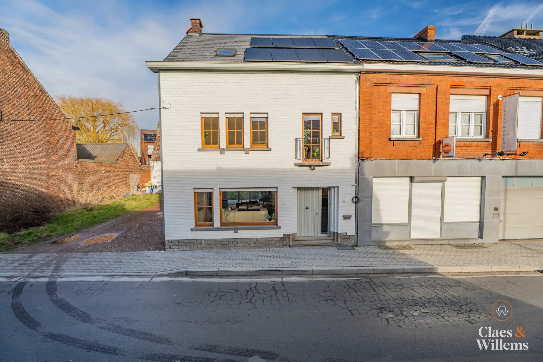 Ruime halfopen bebouwing met 3 slaapkamers en 2 badkamers foto 25