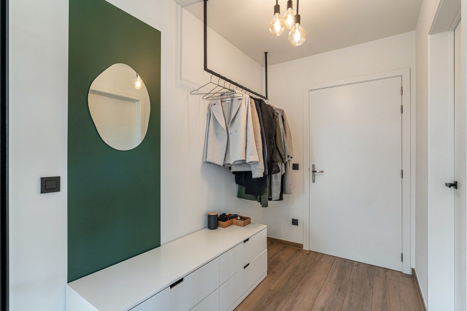 Stijlvol, ruim duplex-appartement met 2 slaapkamers in een kleinschalige residentie nabij het centrum van Opglabbeek!  foto 6