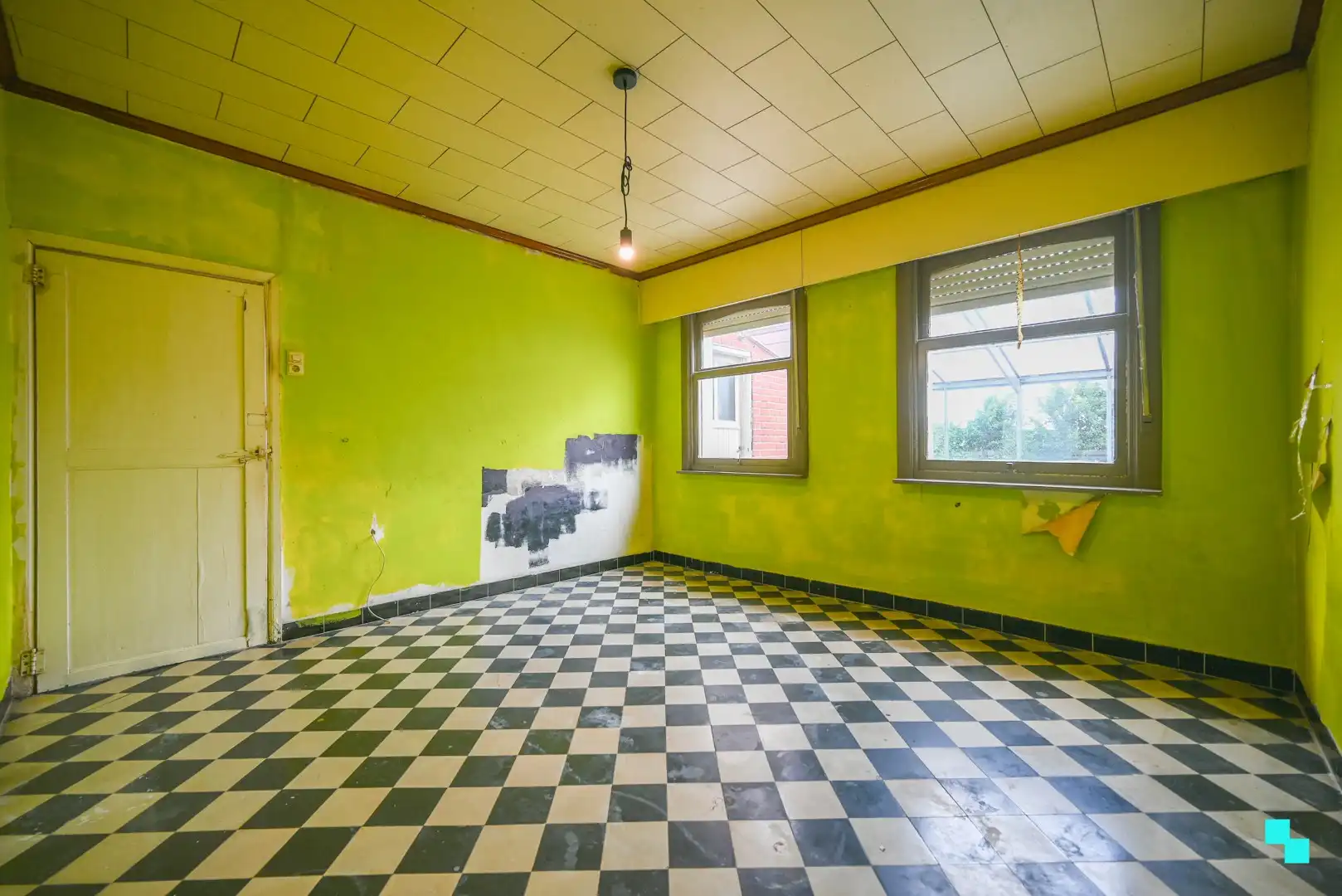 Landelijk gelegen, te renoveren woning op 1.767m² perceel foto 14