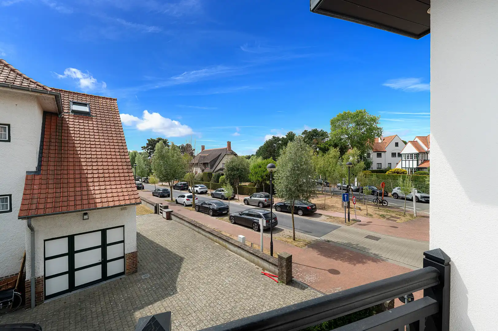 Subliem hoekappartement in hartje Zoute op wandelafstand van het strand en het Dominicanenkerkje. foto 3
