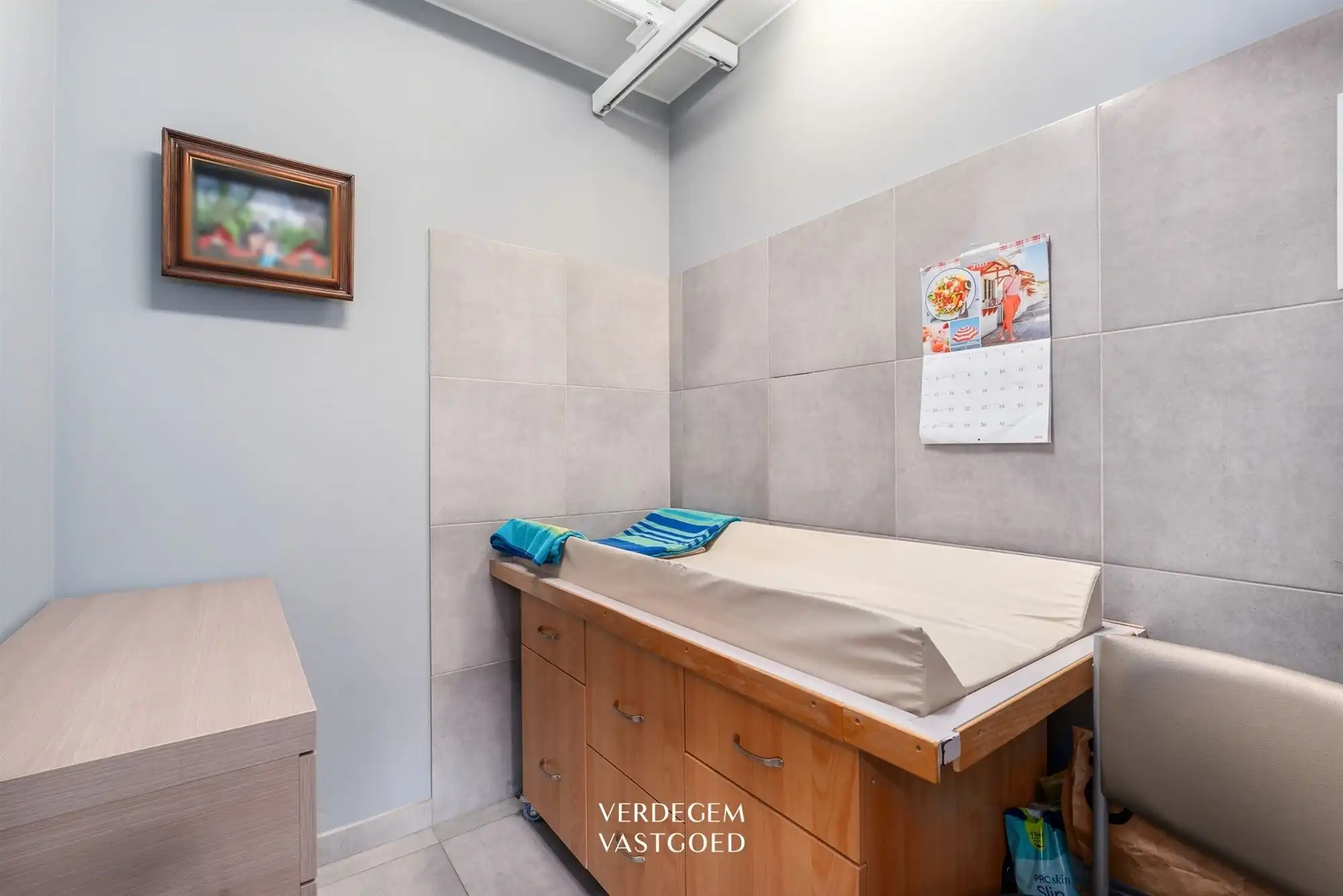 Instapklare gezinswoning met 3 slaapkamers, garage en zonnige tuin foto 16