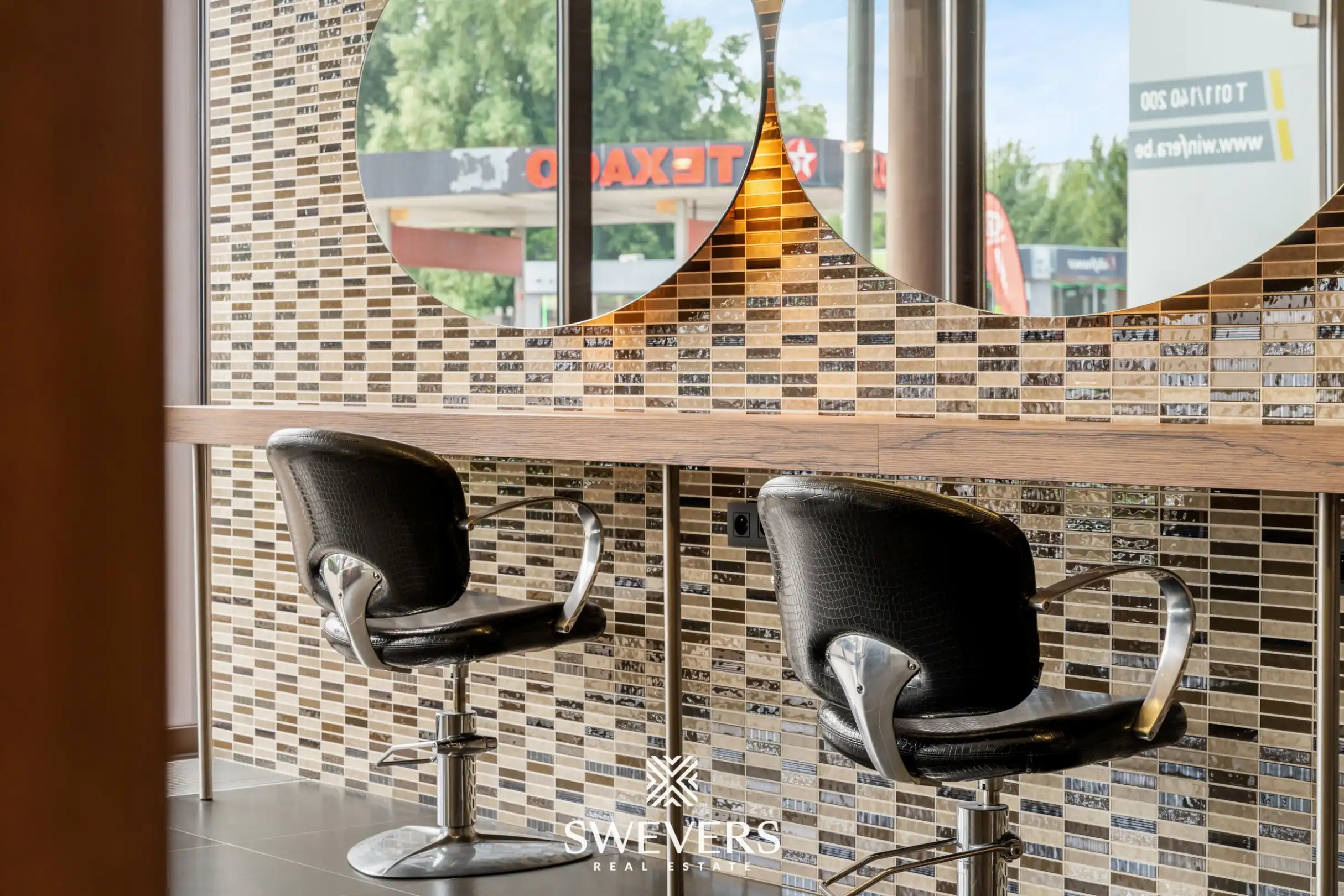 Instapklare winkelruimte met uitstekende visibiliteit op toplocatie in Hasselt foto 4
