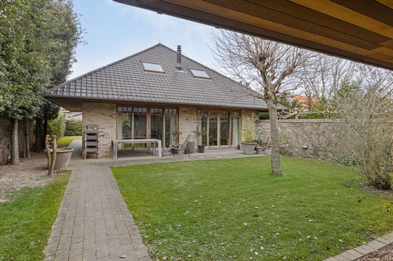 Prachtige luxueus afgewerkte woning op een perceel van 572 m² TE KOOP in DESSELGEM! foto 28