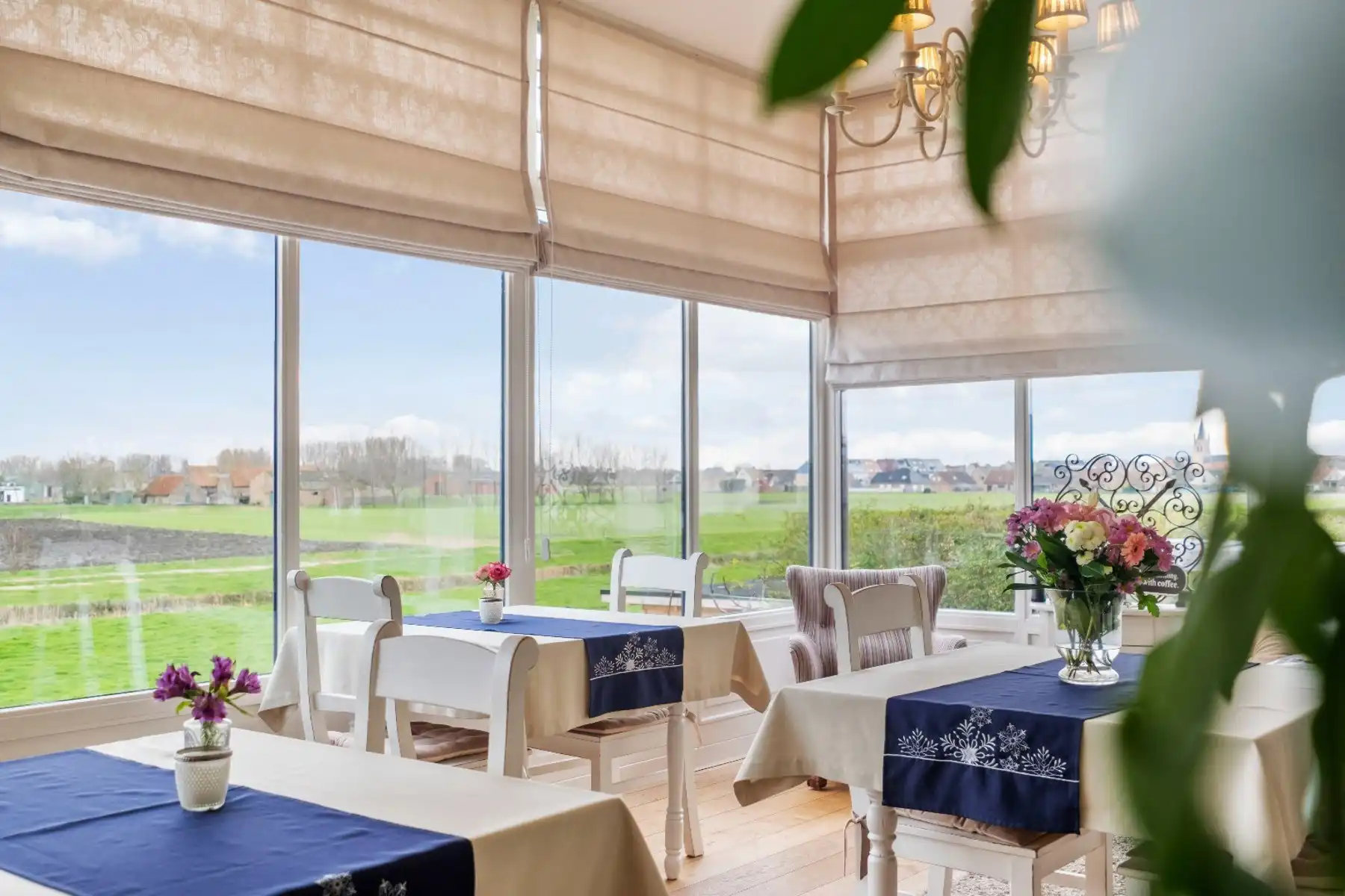 Unieke, rustig gelegen villa bij het strand te Middelkerke. foto 5