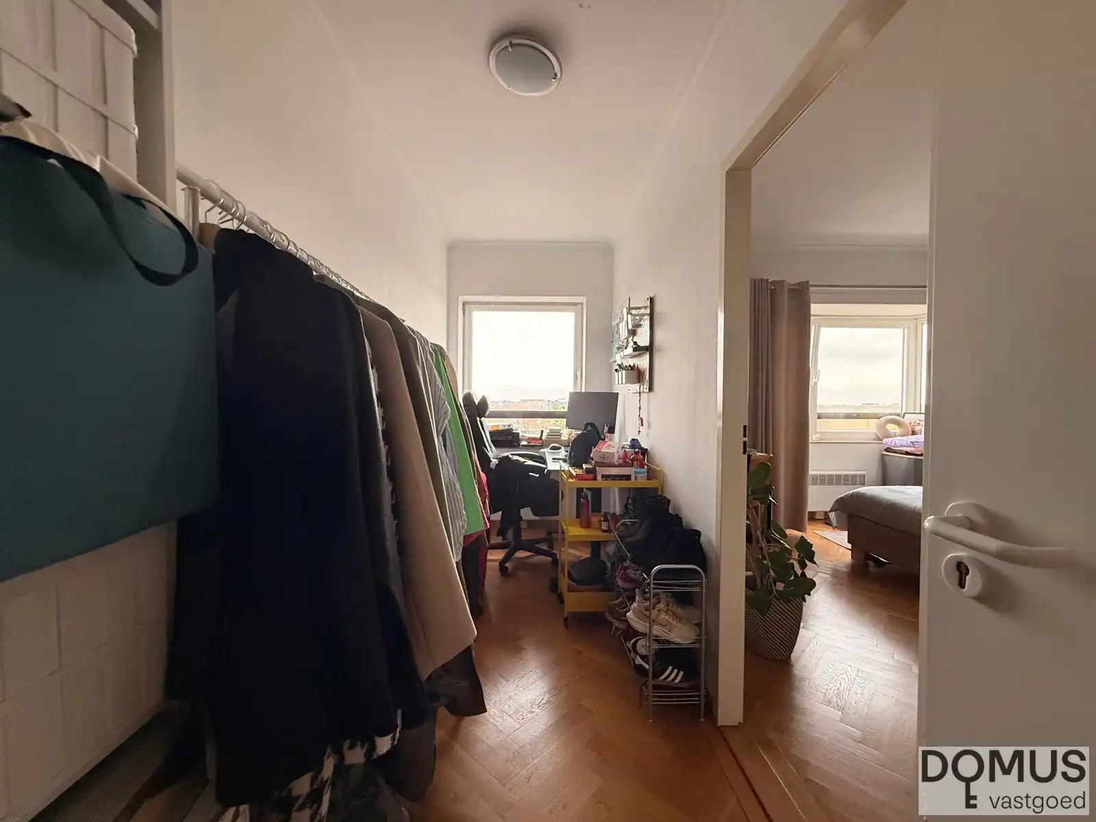 Aangenaam en ruim 2 slaapkamer-appartement te Evere foto 11